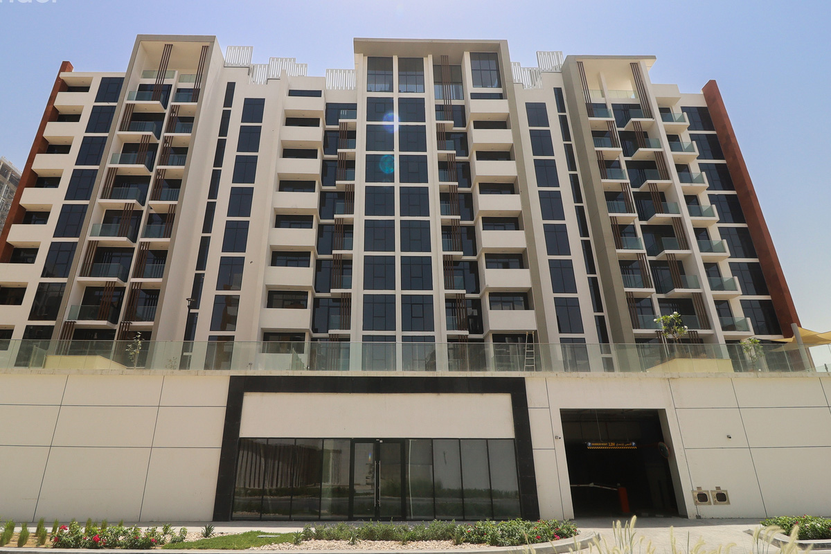 shop for rent Azizi Rvieira Meydan, MBR CITY