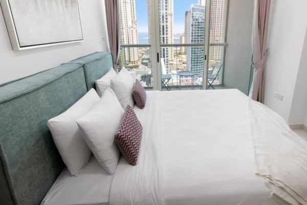 Apartment for rent in Dubai Marina - 12 cheques