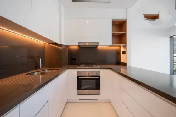 Rent 2 Bedroom Apartment in Vida Residences, Dubai Marina.